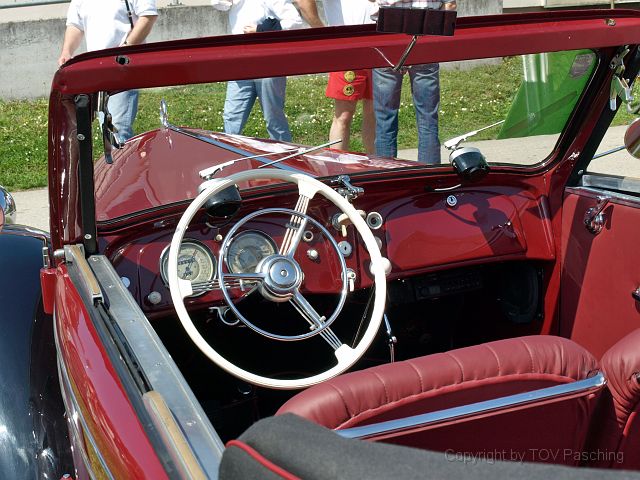 P1090266b.jpg